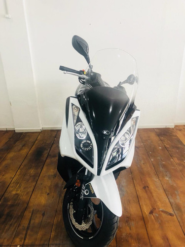 Kymco Downtown 300i 20/21 Branca 0km
