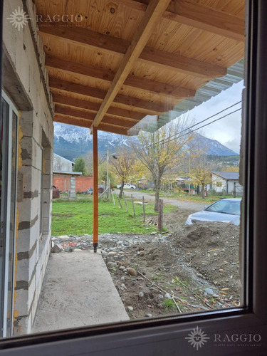 Casa + Monoambientes A Terminar En El Bolsón (fc-190)