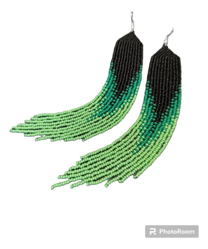 Aretes En Mostacilla Checa Flequillos Largos Negro Y Verdes 