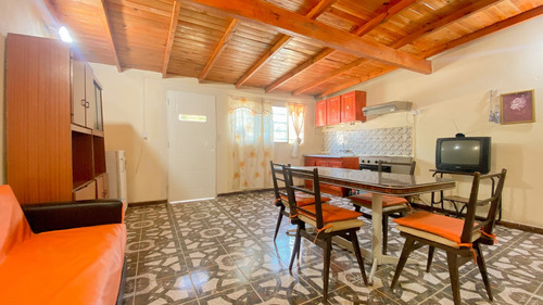 Venta Casa 2 Amb. C/parque, Apto Crédito      