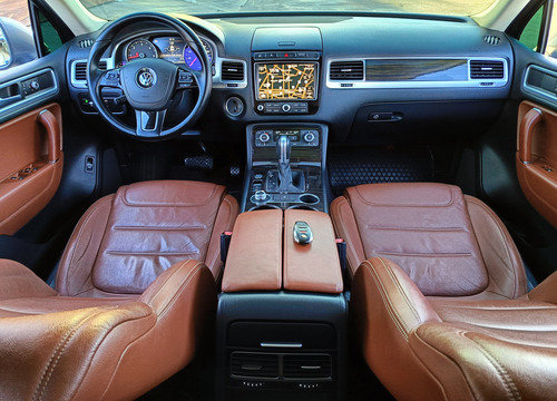 Volkswagen Touareg 3.0 V6 Tdi At