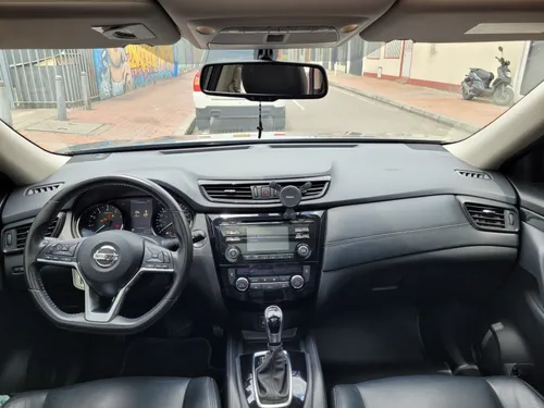 Nissan X-Trail 2.5 Exclusive