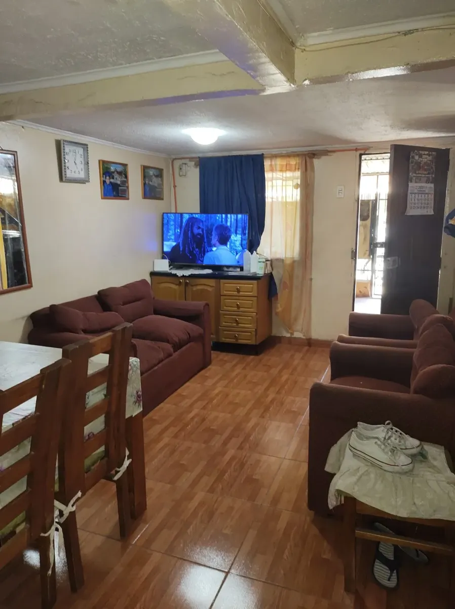 Imagen 1 de 8 de Casa 1 Piso, 2d, 1b. Venta Con Ds1. Precio Conversable