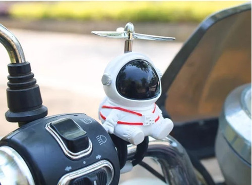 Astronauta Decorativo Para Motos Bicicletas En Resina 