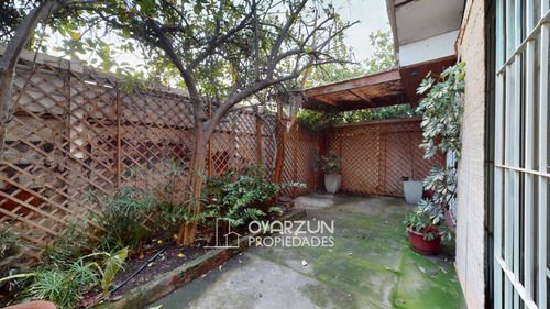 Casa En Venta De 4 Dormitorios 2 Baños 2 Estacionamientos