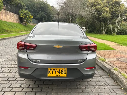 Chevrolet Onix 1.0T Ltz At