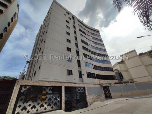 Penthouse Duplex En Venta Urb San Isidro, Maracay 23-4992 Hc