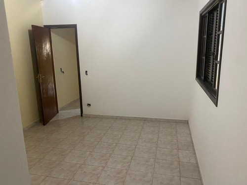 Casa Para Venda Em Itanhaém, Balneário Gaivota, 2 Dormitórios, 1 Suíte, 2 Banheiros, 2 Vagas - It145_2-1043993