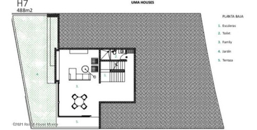 Imagen 3 de 9 de Casa En Venta En Huixquilucan De 4 Recamaras, 5 Baños Y 4 Autos F.m