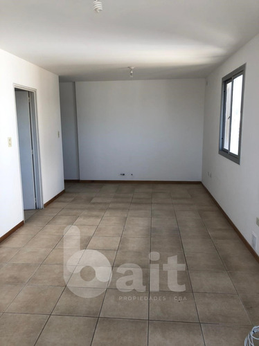 Imagen 11 de 16 de Vendo Departamento 2 Dormitorios / Escritorio Amenities Y Seguridad