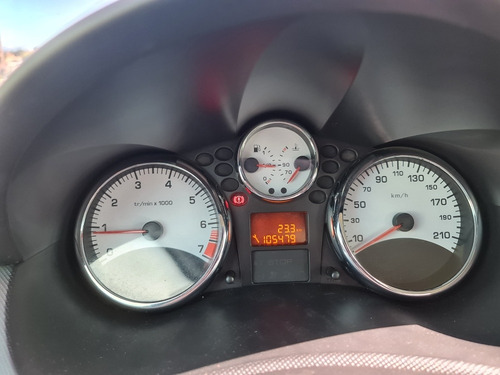Peugeot 207 2013 1.4 Xr Flex 5p