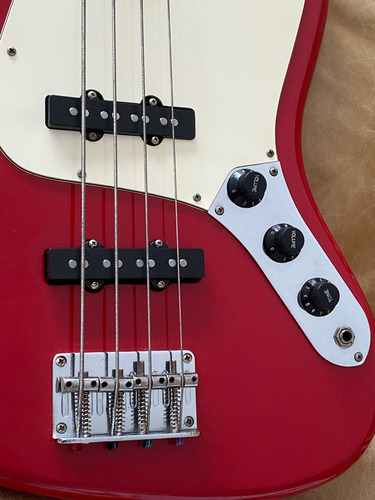 Baixo Washburn Jazz Bass Lyon Series Destro Vermelho 4 (Usado)