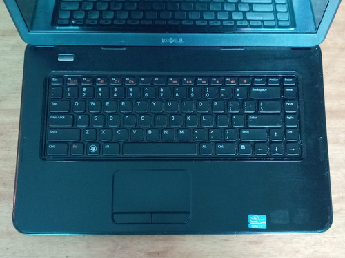 Lap Top Dell Negra Core I3 500 Disco 4 Ram Con Detalle!!! (Usado)