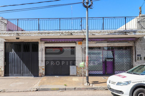 Casa 7 Ambientes Con 2 Locales- San Andres