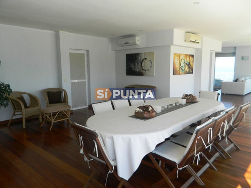 Imagen 23 de 27 de Penthouse En Playa Brava Frente Al Mar En Alquiler