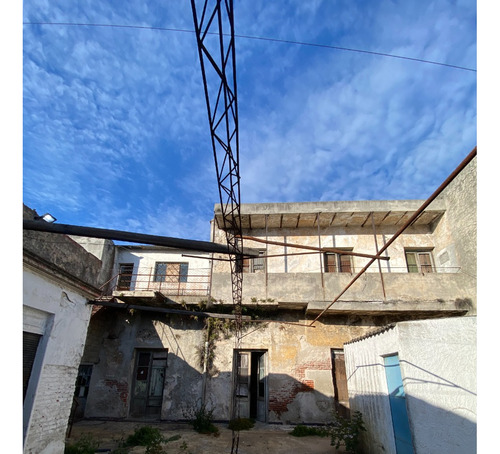 Venta De Terreno Sobre Avenida 600 M2