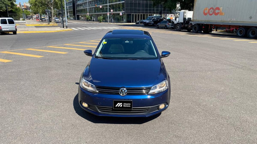 Volkswagen Vento 2.5 Luxury 170cv