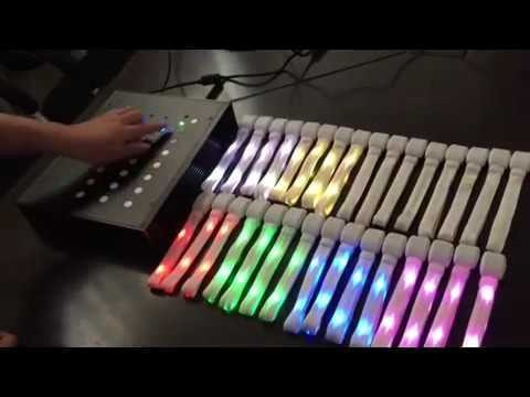 Imagen 2 de 2 de Pulseras Led Controladas Por Wifi Para Fiestas Y Eventos