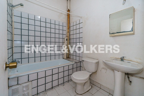 Imagen 20 de 23 de Venta Casona Con 4 Dptos + Local Comercial En Barrio Yungay