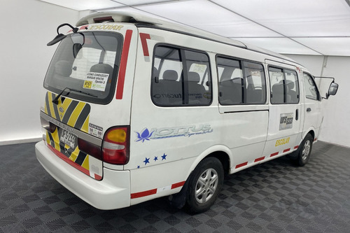 Kia Pregio 3.0 Prgg 8 L 2002
