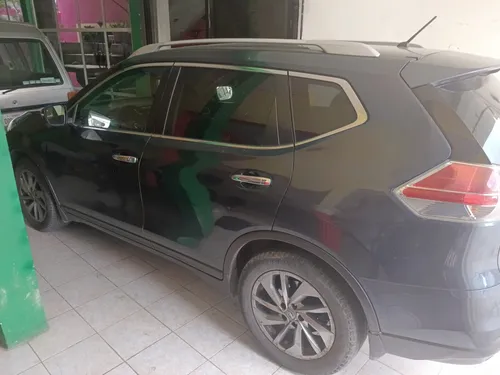 Nissan X-Trail 2.5 Exclusive 3 Row Cvt