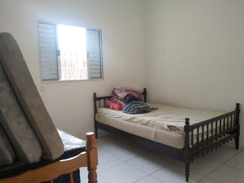 Imagem 10 de 14 de Casa Com Entrada E Parcelas Na Praia De Mongaguá, 2 Quartos!