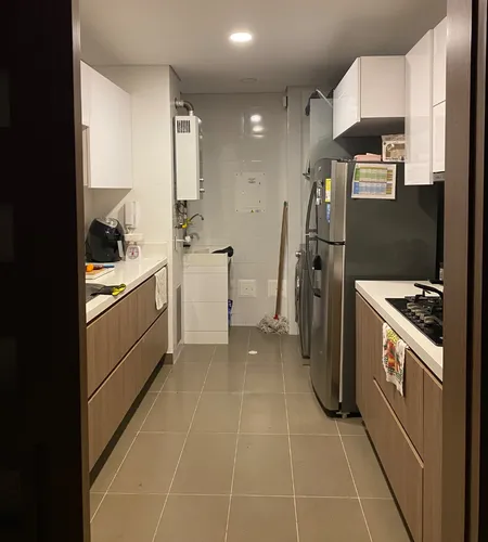 Moderno Apartamento En Cedritos Luz Natural, Ubicación Privilegiada Y Tranquilidad Total