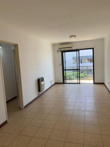 Imagen 6 de 18 de Departamento Centrico De 1 Dormitorio !!