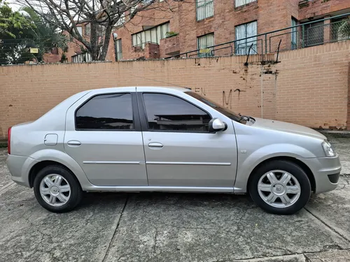 Renault Logan 1.6 Dynamique