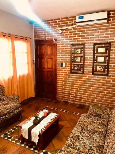 Casa En Venta En Temperley Este