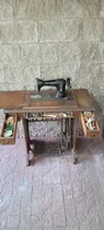 Comprar Maquina De Coser Antigua Necchi A Pedal C Mueble