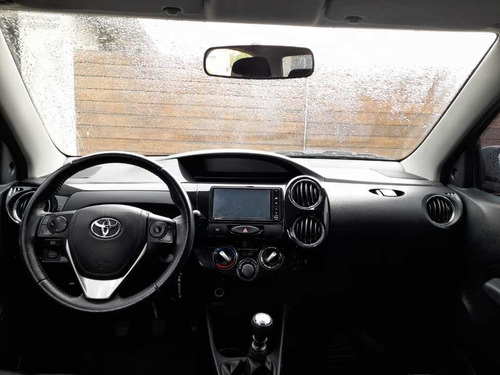 Toyota Etios 1.5 Sedan Xls 2017