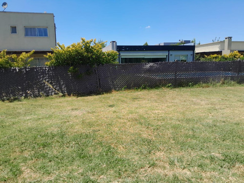 Casa A Estrenar De Cuatro Ambientes Pilar Del Este Barrio San Eduardo