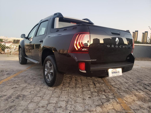 Duster Oroch Dyna. 2.0 Hi-flex 16v Aut.