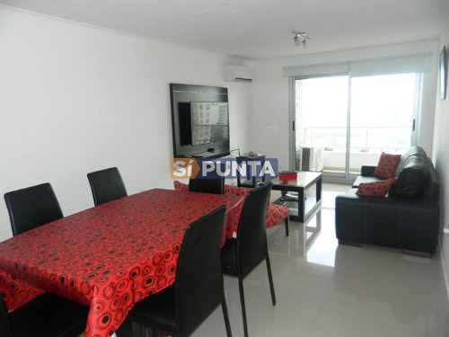 Imagen 2 de 26 de Piso Alto Con Parrillero Y Vista Al Mar