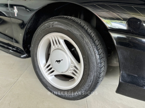 Ford Mustang 3.8 V6 Gasolina 2p Manual