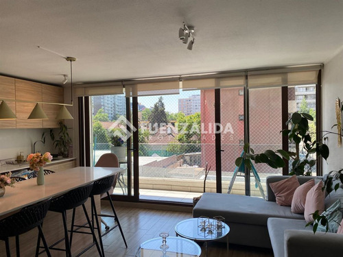 Departamento En Venta De 2 Dorm. 2 Baños Y 2 Estac, Ñuñoa