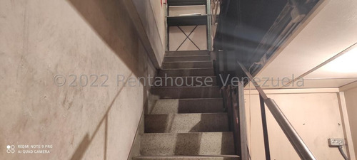 Imagen 10 de 14 de Venta De Local Comercial En La Parroquia Catedral / Np 22-25912