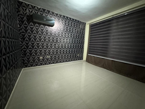 Venta De Hermoso Townhouse En San Diego Conjunto Residencial Belmonti Villas