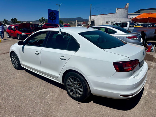 2018 Vw Jetta 1.4 Turbo Automático