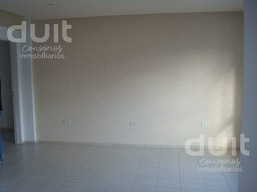 Imagen 11 de 17 de Departamento 2 Dormitorios En B° San Martin. Oportunidad De Inversion!