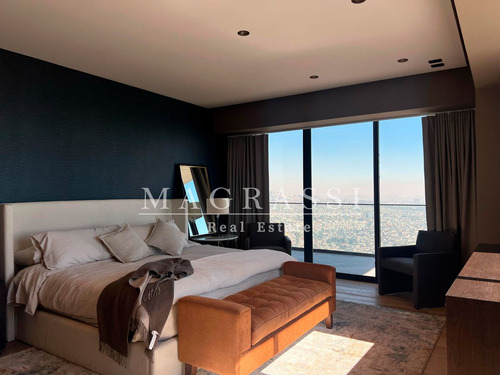 Exclusivo Penthouse En Venta Taira Bosque Real