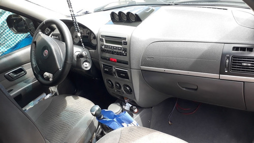 Fiat Strada 1.8 16v Adventure Cab. Dupla Flex Dualogic 2p