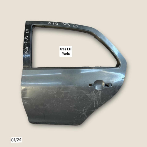 Puerta Trasera Izquierda Toyota Yaris (Usado)