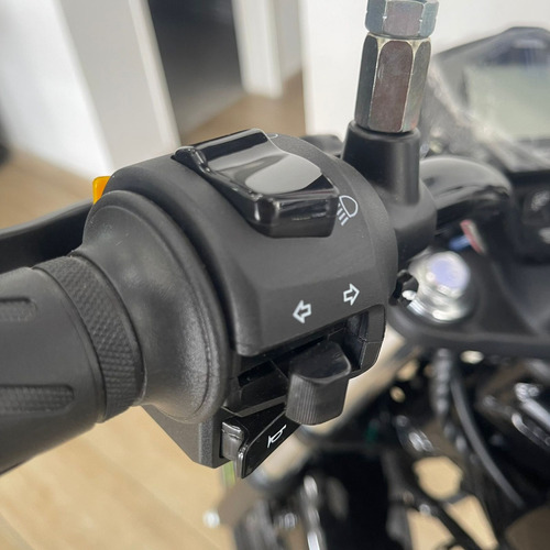 Suzuki Gixxer 150 2025 Negro Entrega Inmediata
