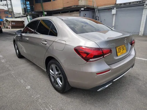 Mercedes Benz A 200 1.4cc At Aa 4x2