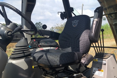Retroescavadeira Case 580 N 4x4 Ano 2020