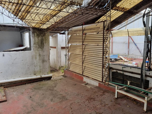 Imagen 22 de 27 de Edificio Comercial -isla De Flores Y Barrios Amorín, Palermo, 1265 M2 , 15 Mts De Frente !!