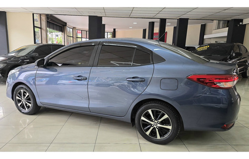 Toyota Yaris Sedán 1.5 16V FLEX SEDAN XLS CONNECT MULTIDRIVE