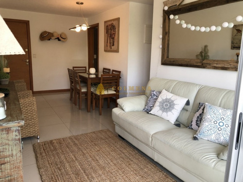 Apartamento En Mansa, 2 Dormitorios, Con Parrillero Propio- Ref: 2223